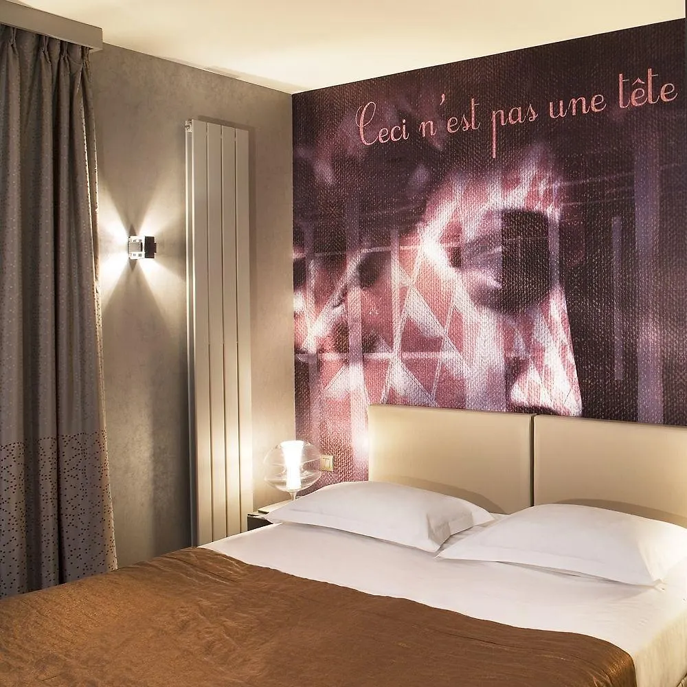 Hotel A La Des Artistes 3*