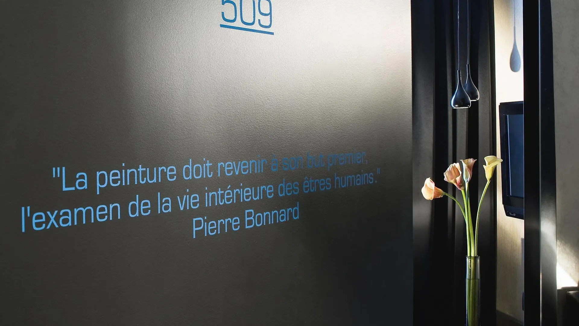 A La Des Artistes 3*